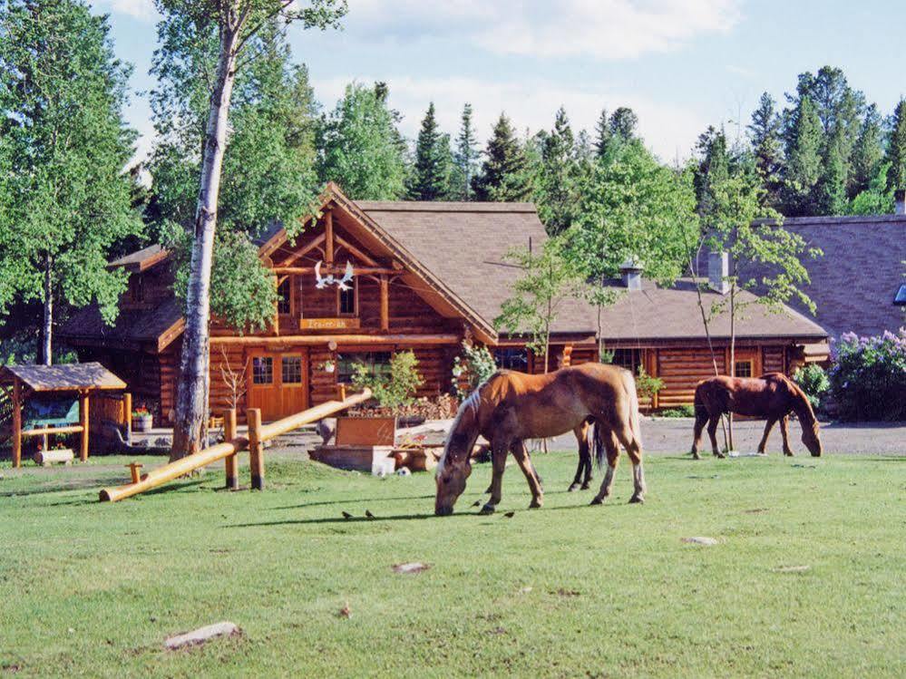 Ten-Ee-Ah Lodge & Campground Lac La Hache Dış mekan fotoğraf